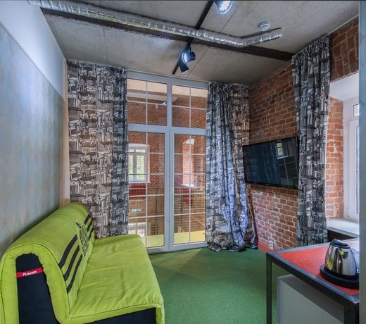 Bronzovy Kaban Avtorsky Hotel