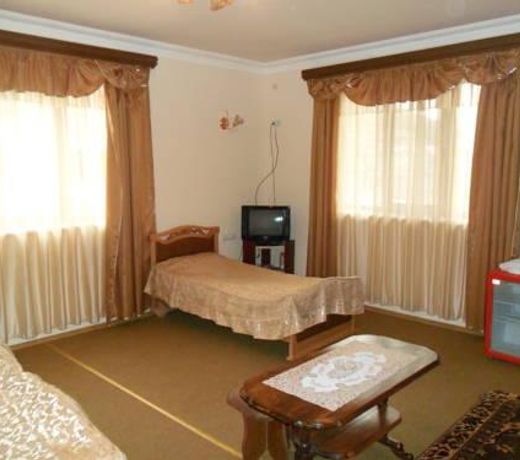 Hotel Noy