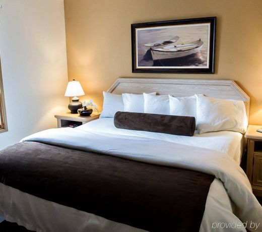 Radium Valley Vacation Resort
