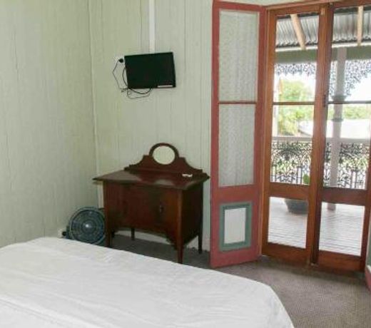 Ulmarra Hotel