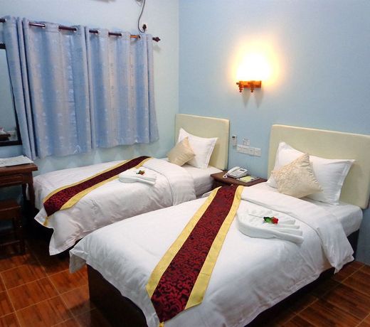 79 Living Hotel