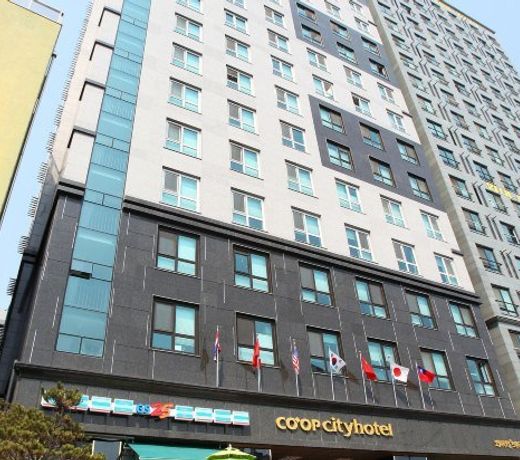 Coop City Hotel Oryu Station