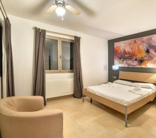 Villa Athos - PlusHolidays
