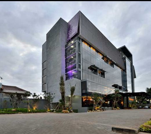 Amaroossa Cosmo Jakarta