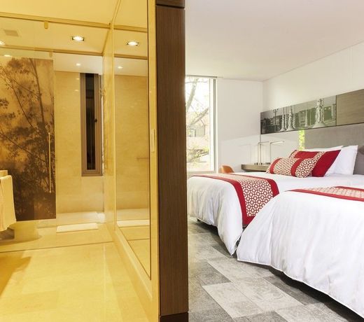 EK Hotel By Preferred Hotels Group