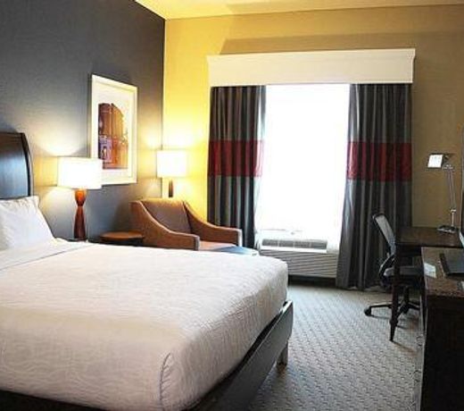 Hilton Garden Inn Falls Church