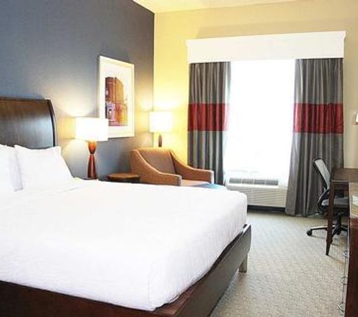 Hilton Garden Inn Falls Church