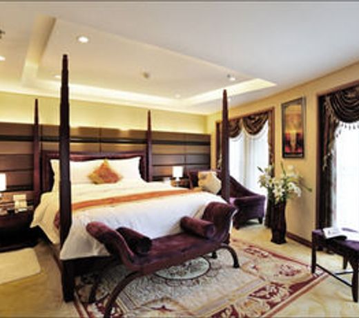 Roying Hotel