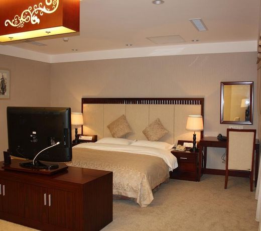 Financial Hotel