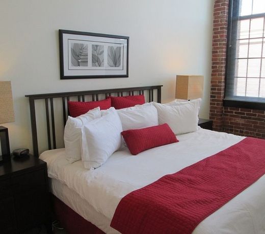 Global Luxury Suites at the Mill