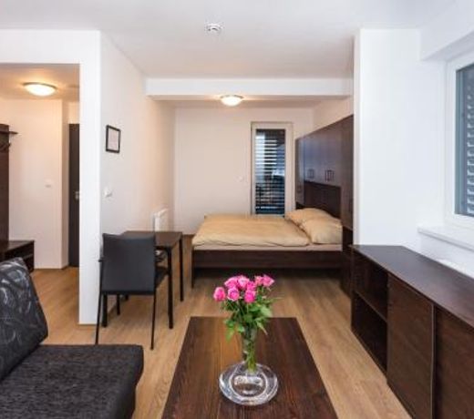 Barok Hotel and Apartments
