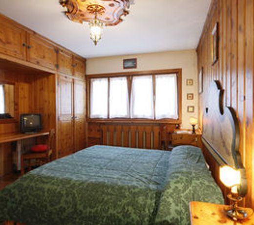 Hotel Corona