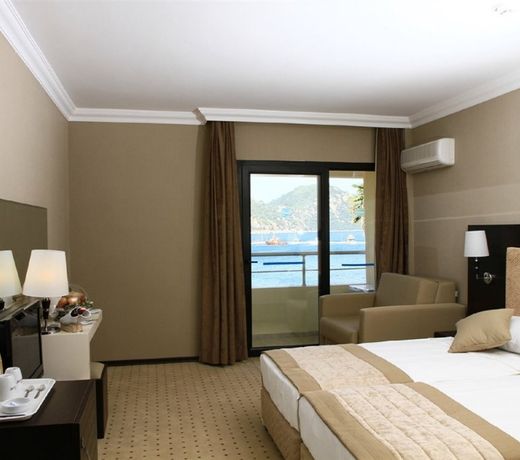 Club Munamar Beach Resort