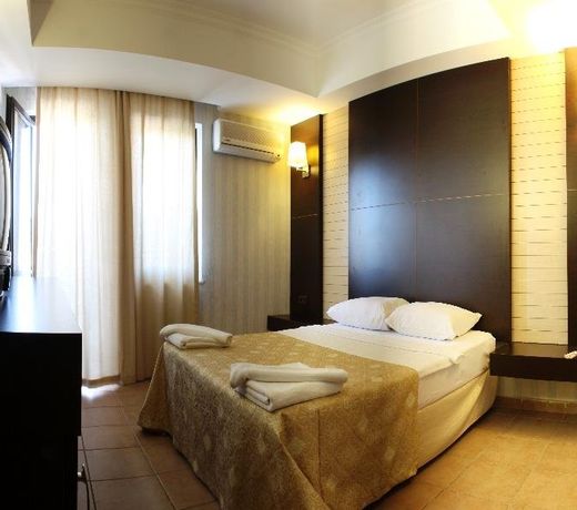 Club Munamar Beach Resort