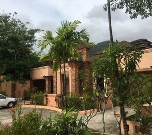 Circle Phuket Resort & Spa