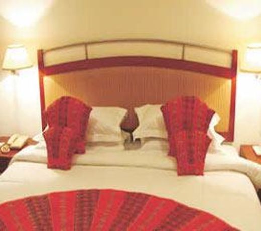 FabHotel Divine Inn