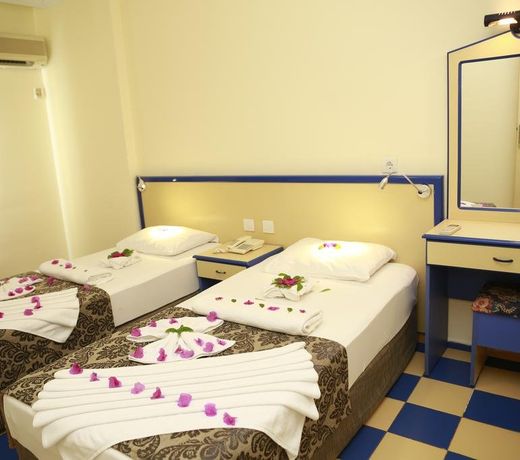 Almera Apart Hotel