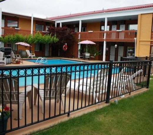 Sahara Courtyard Inn Penticton