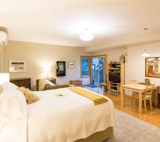 Cormier's Studio Guest suites