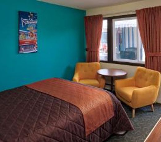 Bowmont Motel