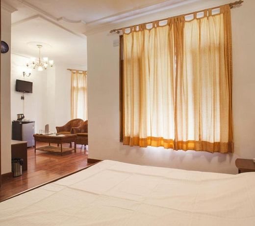 Hans Resorts