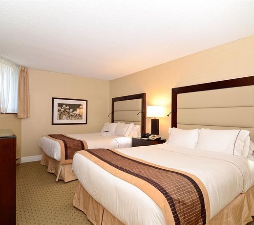 Albert At Bay Suite Hotel