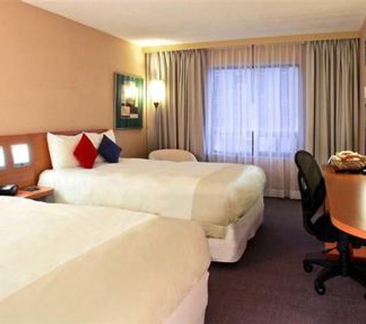 Novotel Ottawa City Centre Hotel