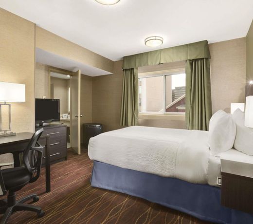 Days Inn by Wyndham Ottawa