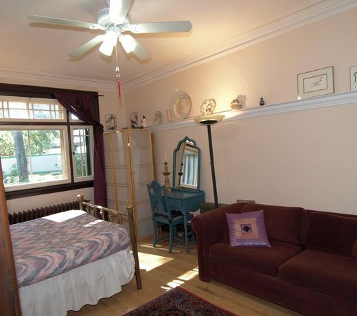 Downtown Bed and Breakfast