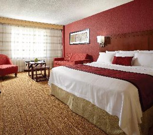 Courtyard by Marriott Ottawa Downtown