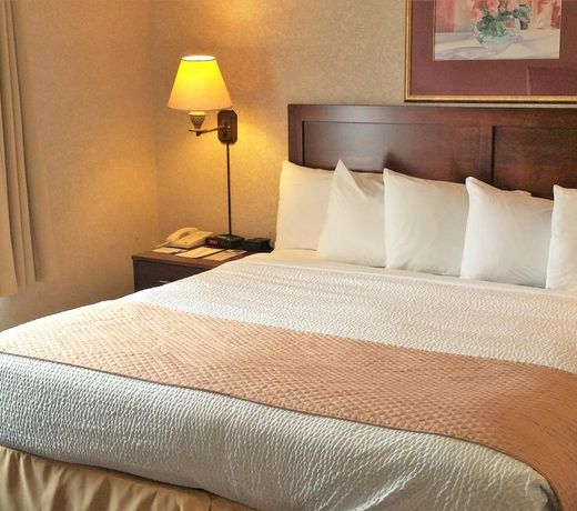 Days Inn by Wyndham Ottawa Airport