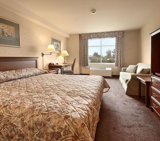 Days Inn by Wyndham Ottawa Airport