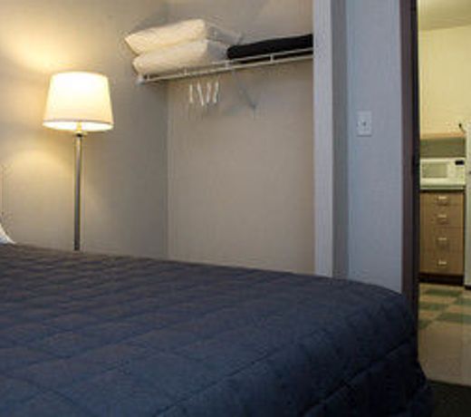 Residence & Conference Centre - Ottawa West