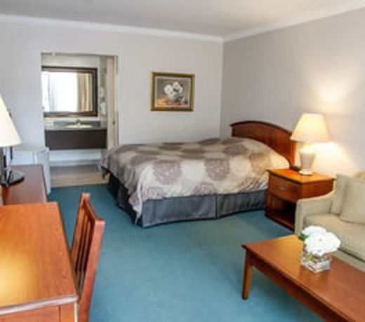 Rideau Heights Inn