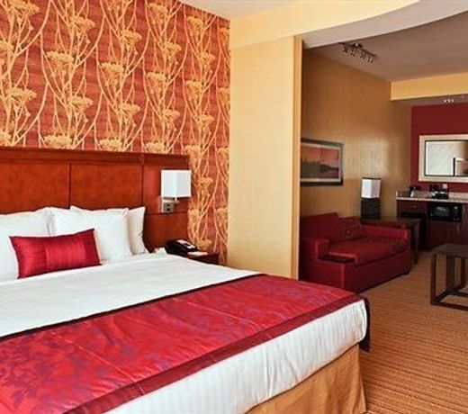 Courtyard by Marriott Ottawa East
