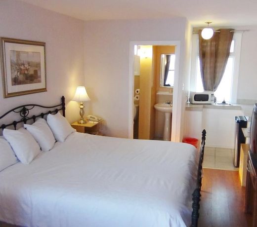 Beacon Hill Motel