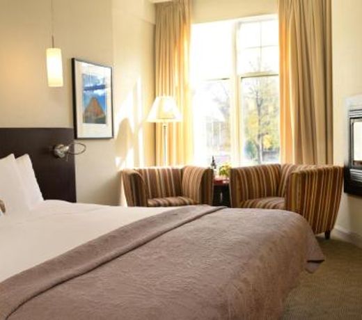 Shaw Club Hotel