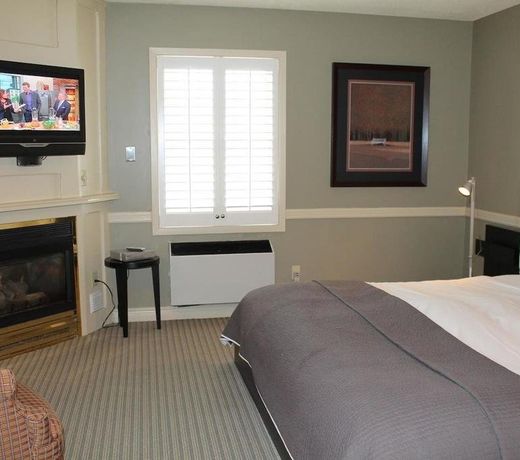 Shaw Club Hotel