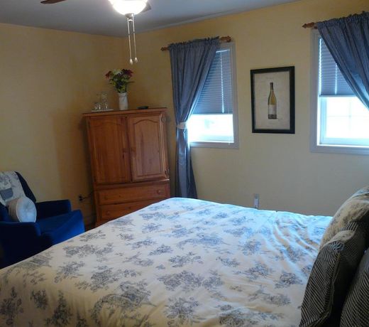 NEWARK MANOR B&B