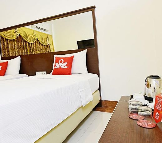 ZEN Rooms Sukaresmi Karang Setra