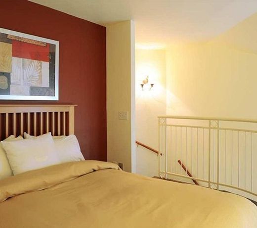 Homewood Suites by Hilton Mont-Tremblant Resort