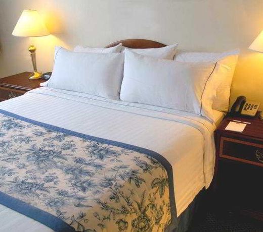 Residence Inn by Marriott Montreal Westmount