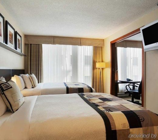 Embassy Suites by Hilton - Montreal