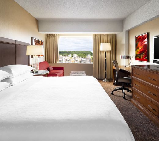 Le Centre Sheraton Montreal Hotel
