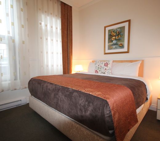 Parc Suites Hotel