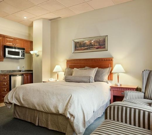 Travelodge by Wyndham Montreal Centre
