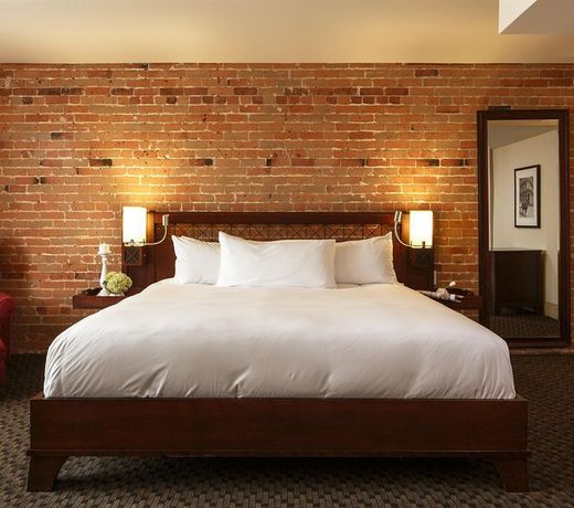 Hotel Nelligan