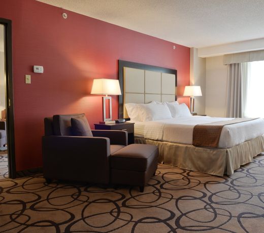 Holiday Inn Montreal Centre Ville Downtown, an IHG Hotel