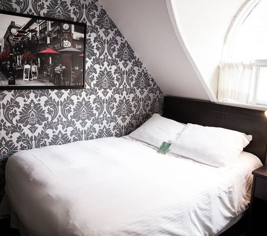 Hotel de Paris Montreal