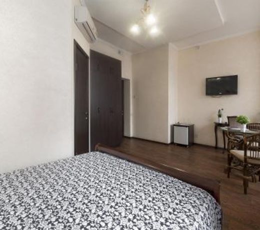 Zenith Hotel